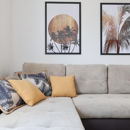 Chill 4 Real Sea View Mandre Apartment Luaran gambar